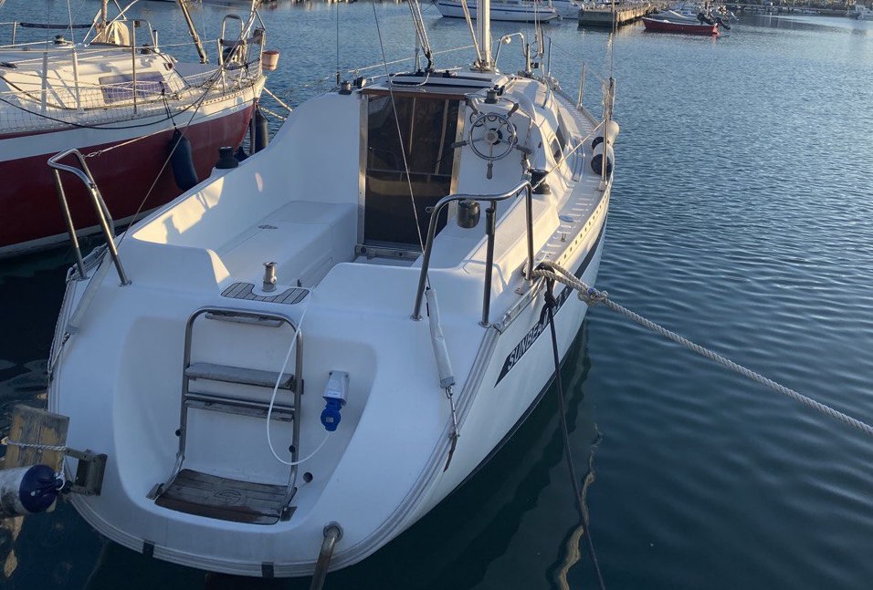 yacht